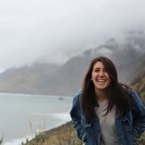 Meet your Posher, Maya